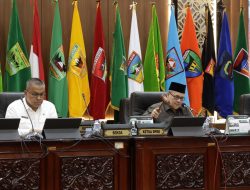 DPRD Sumbar Kukuhkan Perubahan Tatib, Jadi Panduan Strategis Kinerja Dewan