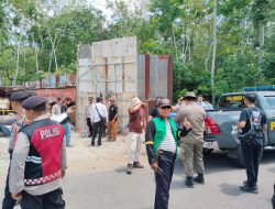 Sweeping Polres Muara Enim Hentikan Aktivitas Penimbunan BBM Ilegal