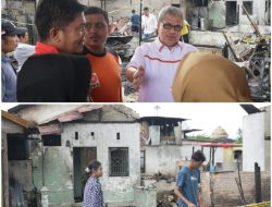 Ketua DPRD Sumbar Muhidi Serahkan Bantuan Rp25 Juta bagi Korban Kebakaran di Padang