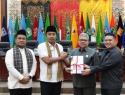 DPRD dan Pemprov Sumbar Bahas RAPBD 2026, TKDD Turun Rp664 Miliar