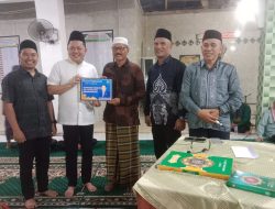 Doni Harsiva Yandra Salurkan Bantuan Rp30 Juta saat Safari Ramadan di Talaok Bayang Pessel